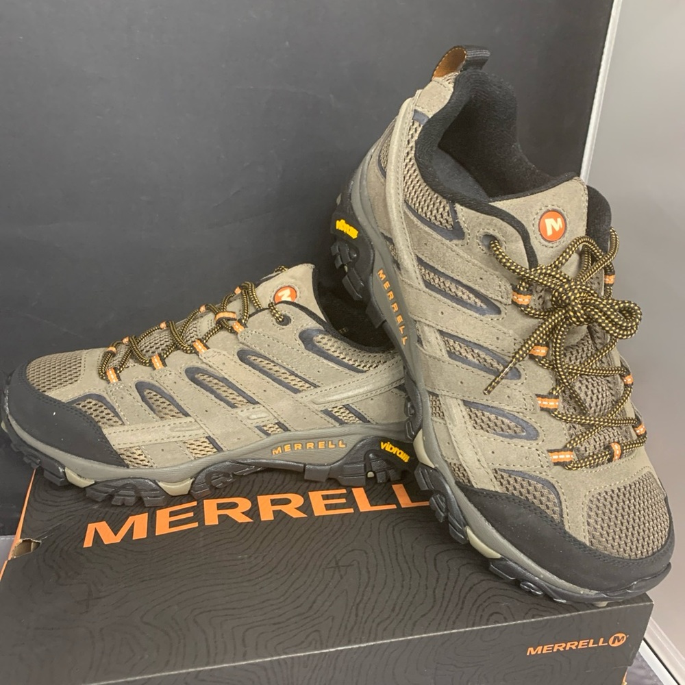 Merrell Men's Moab 2 Vent Hiking Shoe 9.5 Walnut NEW